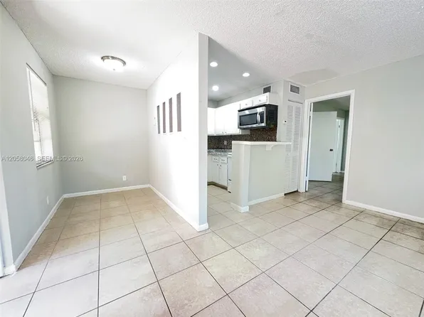 95 NE 41st St APT I144, Fort Lauderdale, FL 33334