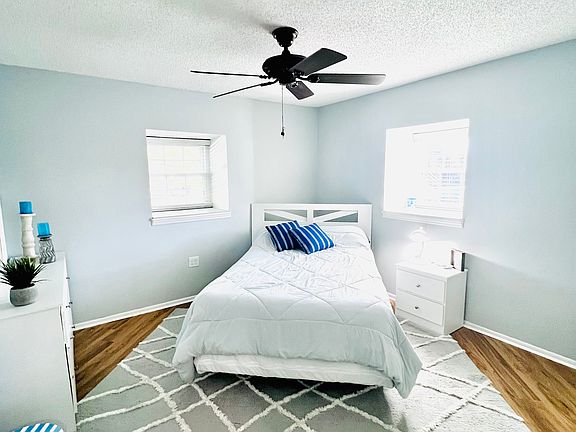 3rd image of 1719 Belleair Forest Dr APT D