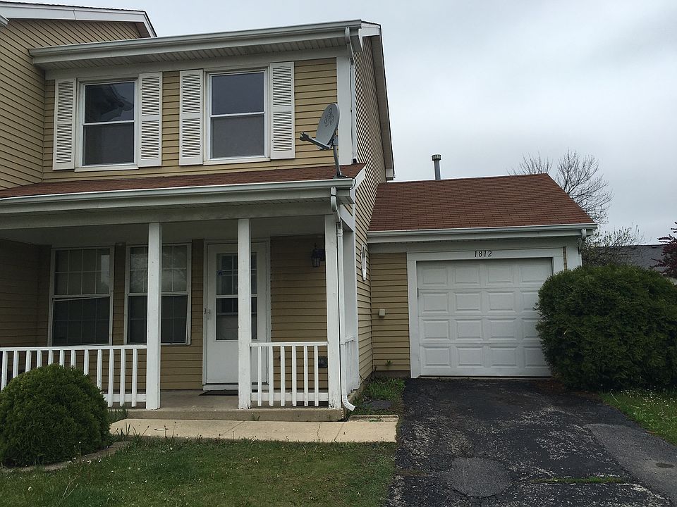 1st image of 1812 De Forest Ln