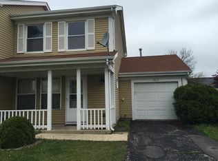 1812 De Forest Ln, Hanover Park, IL 60133