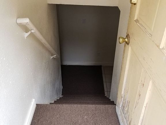 4th image of 1440 10th St APT 3