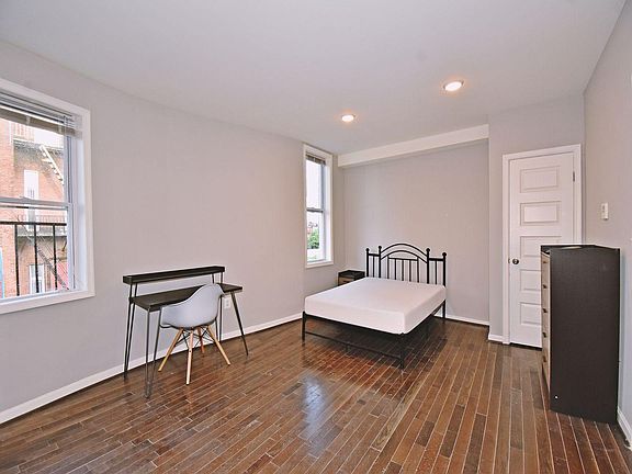 2nd image of 201 E North Ave #11