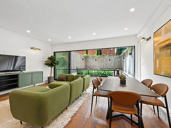 3rd image of 154 W 15th St APT 1B