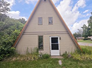 1402 Jefferson St, Rochester, IN 46975