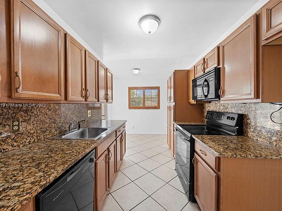 5th image of 8004 Lagos De Campo Blvd #C-202