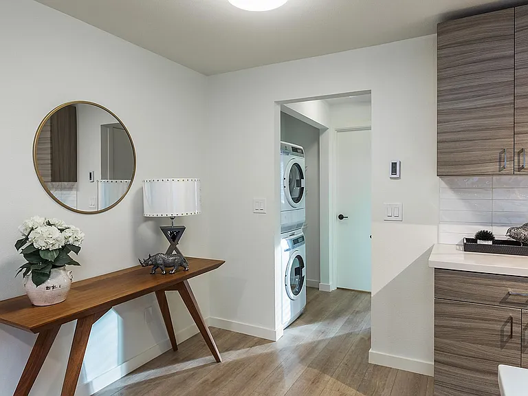 129 5th Ave NW #1 — Photo 5