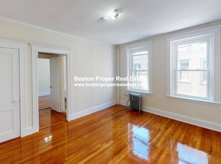 235 Park Dr APT 25, Boston, MA 02215