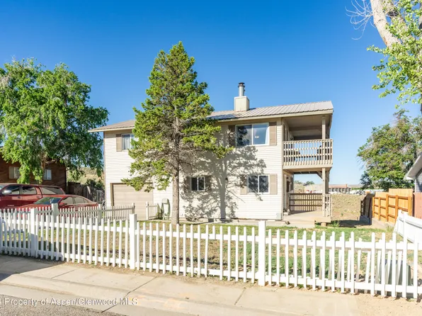 230 Ridge Rd, Rangely, CO 81648