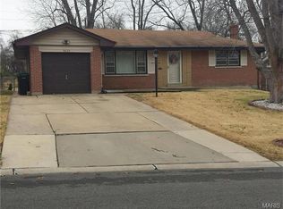 9633 Weyburn Dr, Saint Louis, MO 63136