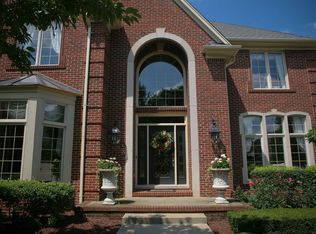 54165 Salem Dr, Shelby Township, MI 48316