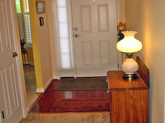 3rd image of 4048 Historic Virginia Ct
