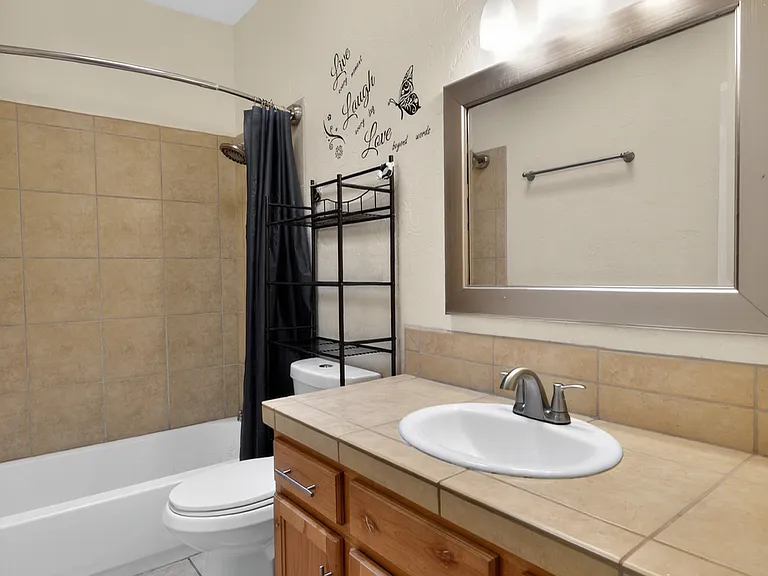 831 E Hedrick Dr #2 — Photo 35