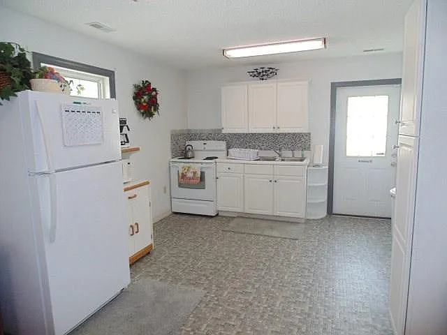 2 bed, 1440 sqft, $1,150 — Photo 3