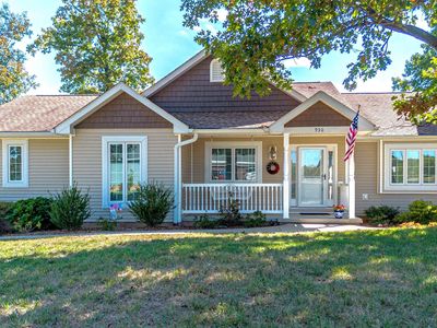 930 Oak Ln, Grand Rivers, KY, 42045