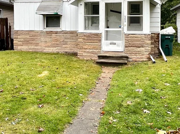 563 E Milton Ave, Hazel Park, MI 48030