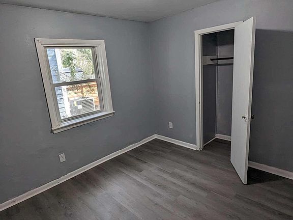 5th image of 828 24th St