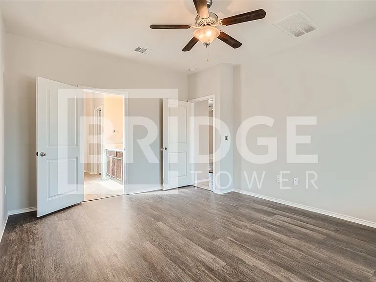 5700 Bell Tower Ln — Photo 11