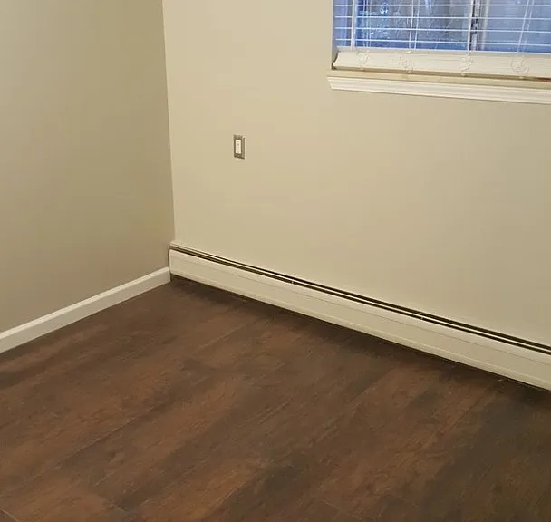 1121 Poplar St — Photo 9