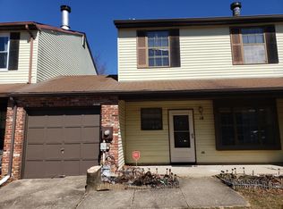 18 Harrington Ln, Sicklerville, NJ 08081