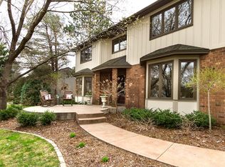 11291 Burr Ridge Ln, Eden Prairie, MN 55347