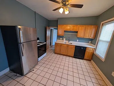 2 bed, $3,500 — Photo 3