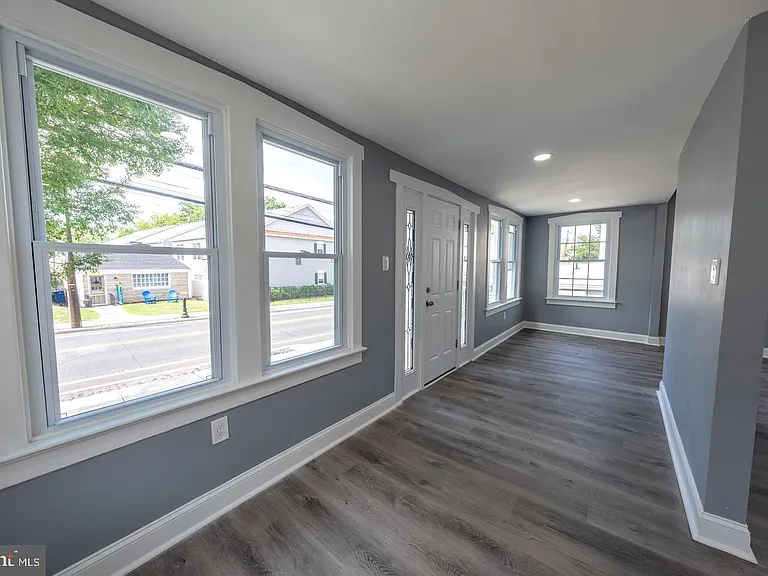316 Clements Bridge Rd — Photo 10