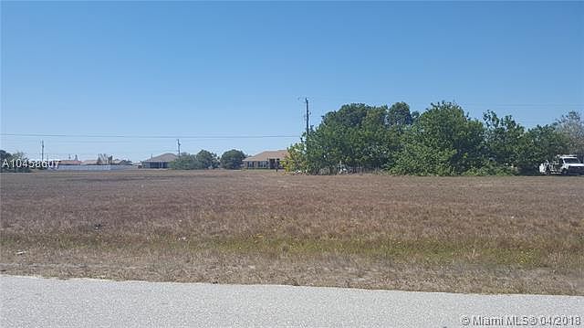 1st image of 2224 NE 7th Pl