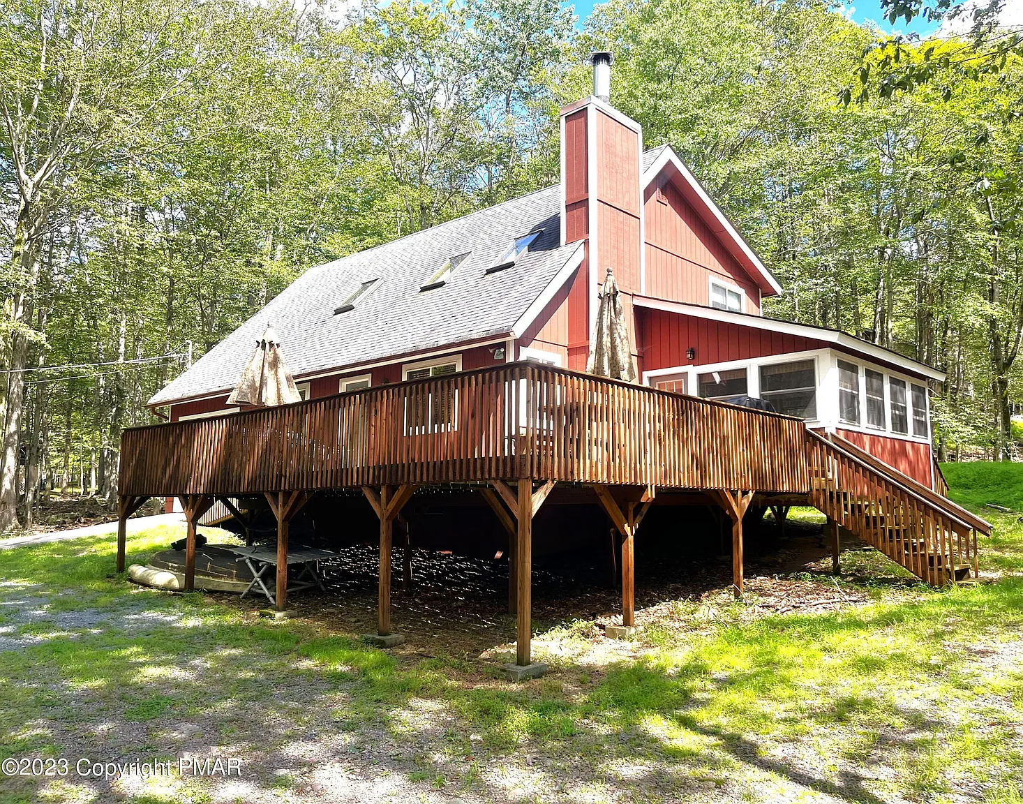 202 Mountain View Dr photo 1