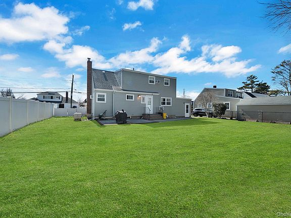 3rd image of 54 Cypress Avenue