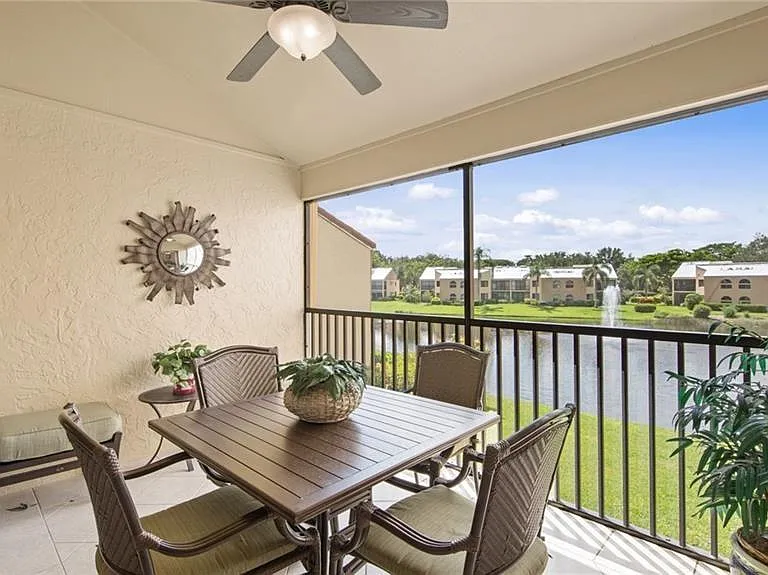 577 Beachwalk Cir #R-202 — Photo 18