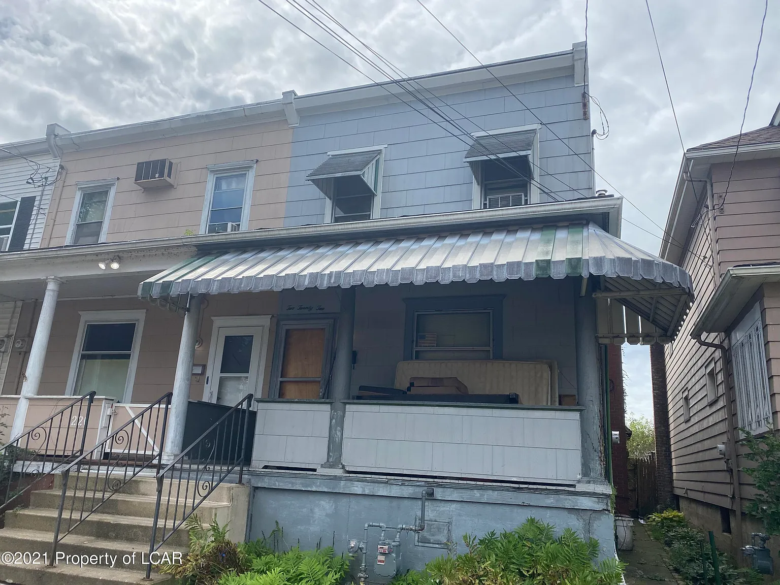 222 Carlisle St photo 1