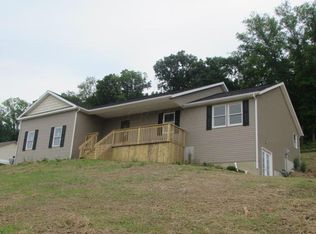 580 Eric Dr, Newark, OH 43055