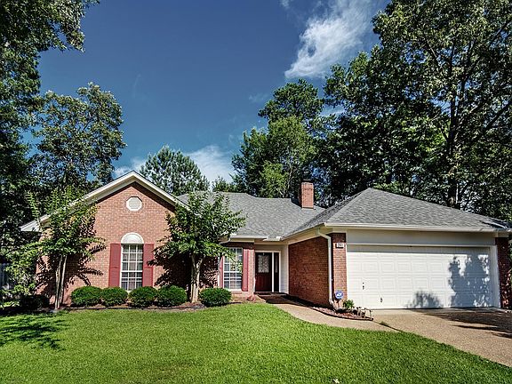 Outside view of front of Home