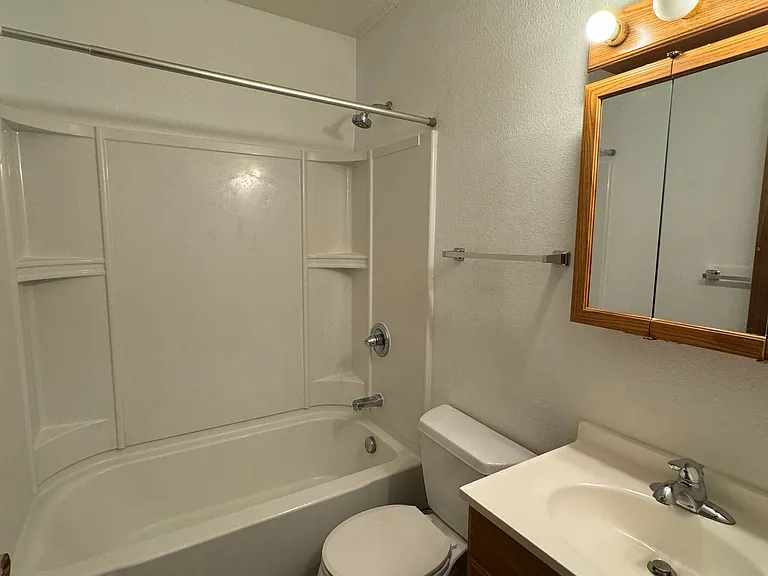 105 Jewel Dr — Photo 18