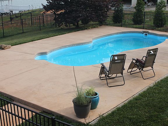 5th image of 4328 Pointe Norman Dr