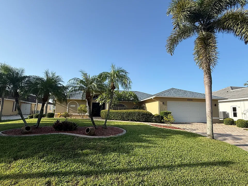 2838 SW 50th Ter