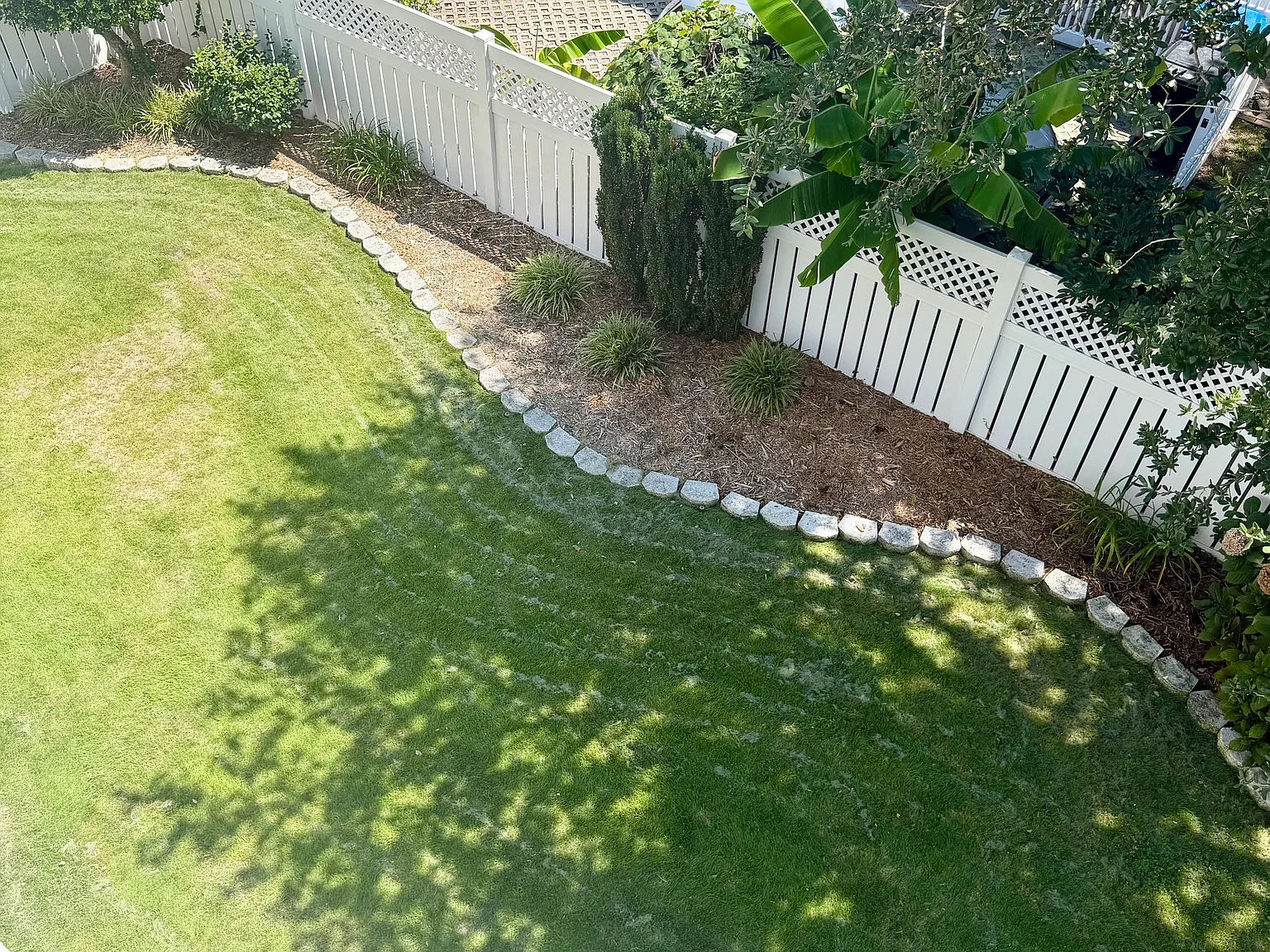 3 bed, 3.5 bath, 2309 sqft, $5,000 — Photo 2