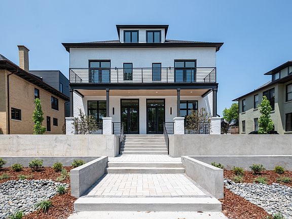 3rd image of 1511 16th Ave S Unit D