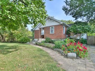 1113 Ferris Rd, Amelia, OH 45102