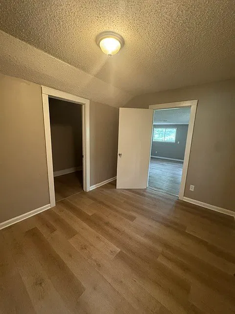 3 bed, 2.0 bath, 1795 sqft, $1,395 — Photo 4