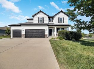 25102 W 147th Ct, Olathe, KS 66061