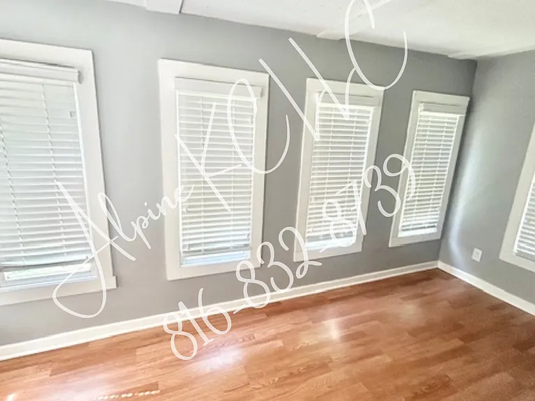 1419 N Lynn St — Photo 9