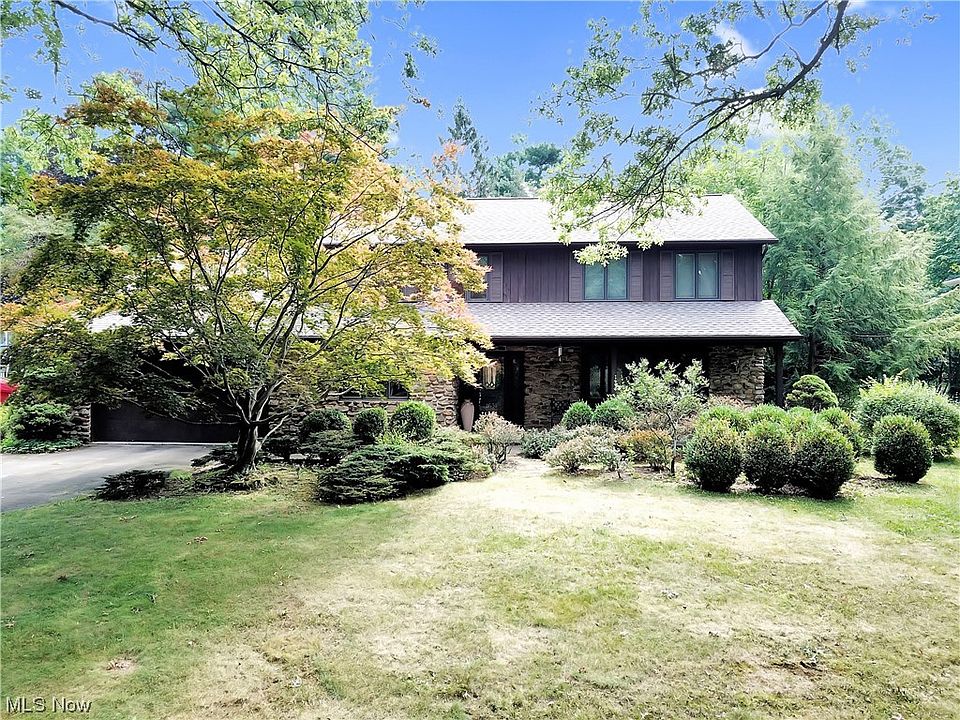1st image of 1651 Saunders Dr