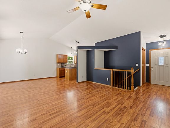 5th image of 2635 E Sunnyslope Ct