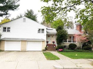 101 Adeline Rd, Newton, MA 02459