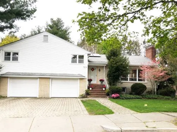 101 Adeline Rd, Newton, MA 02459