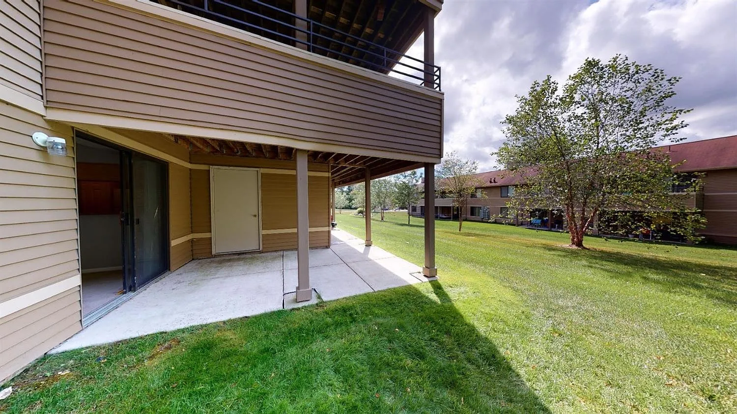 2 bed, 2.0 bath, 983 sqft, $1,750 — Photo 1