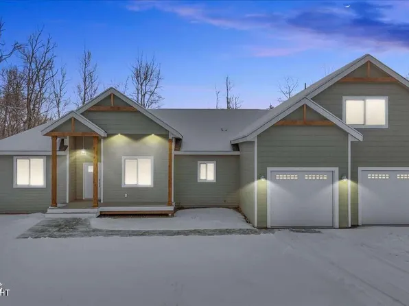 2448 W Sunlight Ln, Wasilla, AK 99654