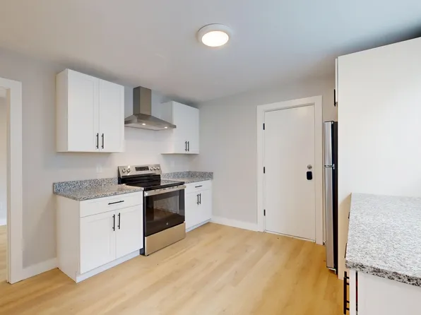 20 Trenton St APT 2, Boston, MA 02128