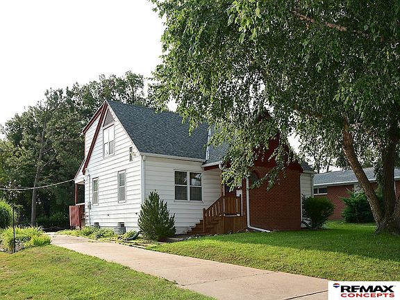 2nd image of 354 S 46th St